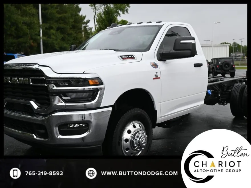 2025 Ram 3500 Tradesman photo 1