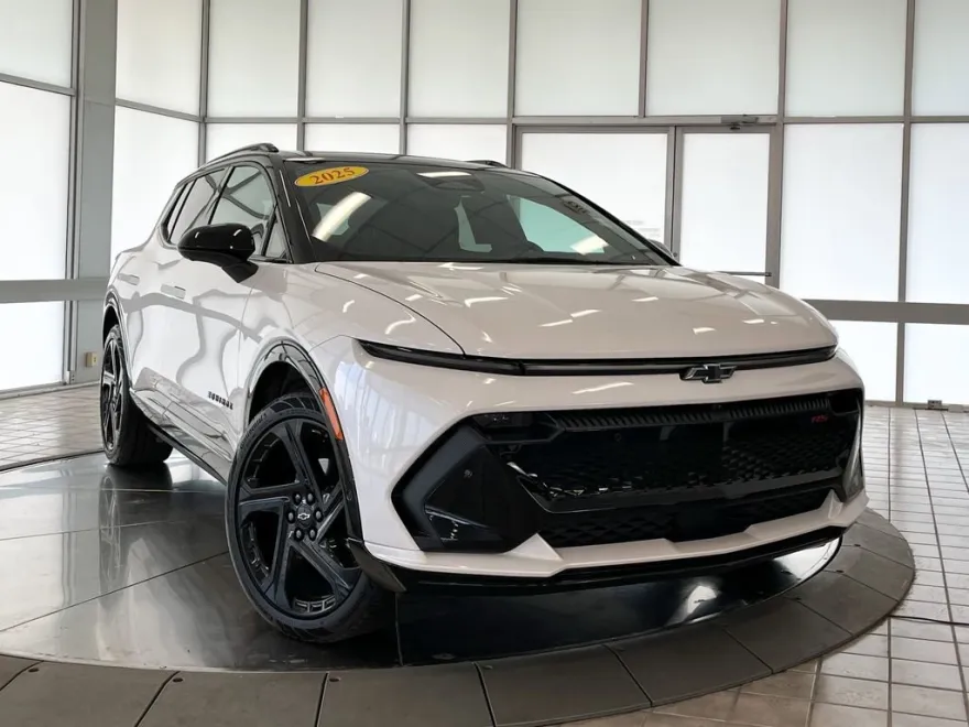 2025 Chevrolet Equinox EV 3RS photo 1