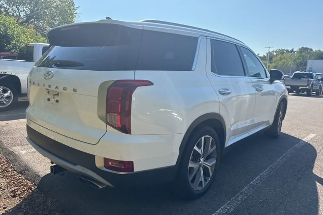 2022 Hyundai Palisade SEL photo 1