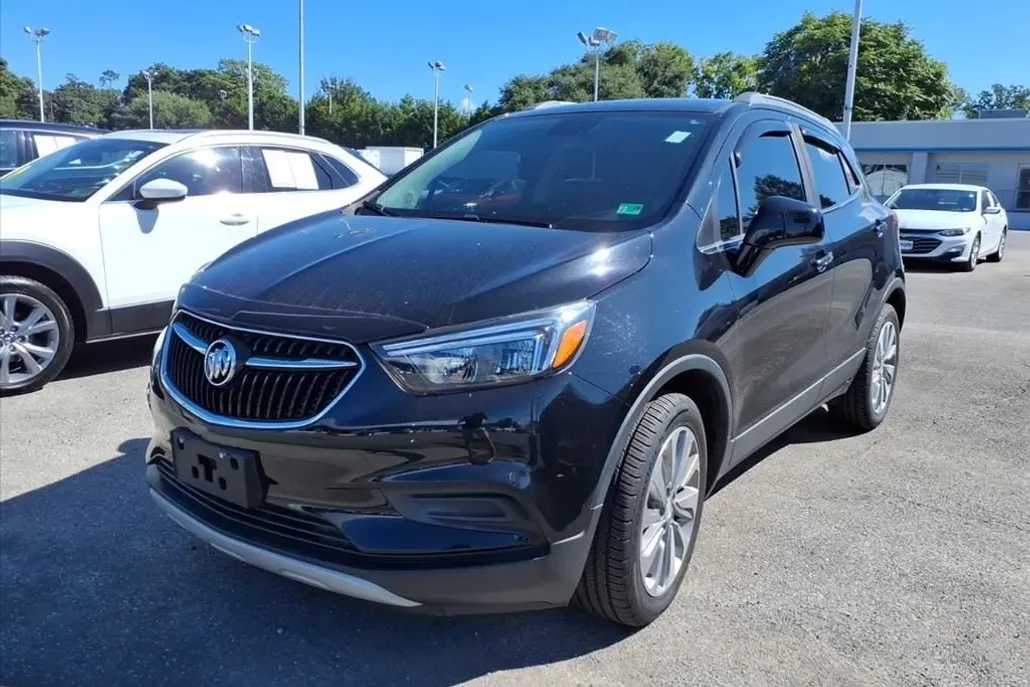 2020 Buick Encore Preferred photo 1