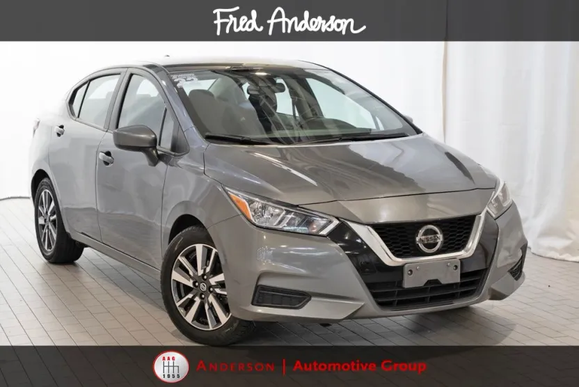 2022 Nissan Versa 1.6 SV photo 1