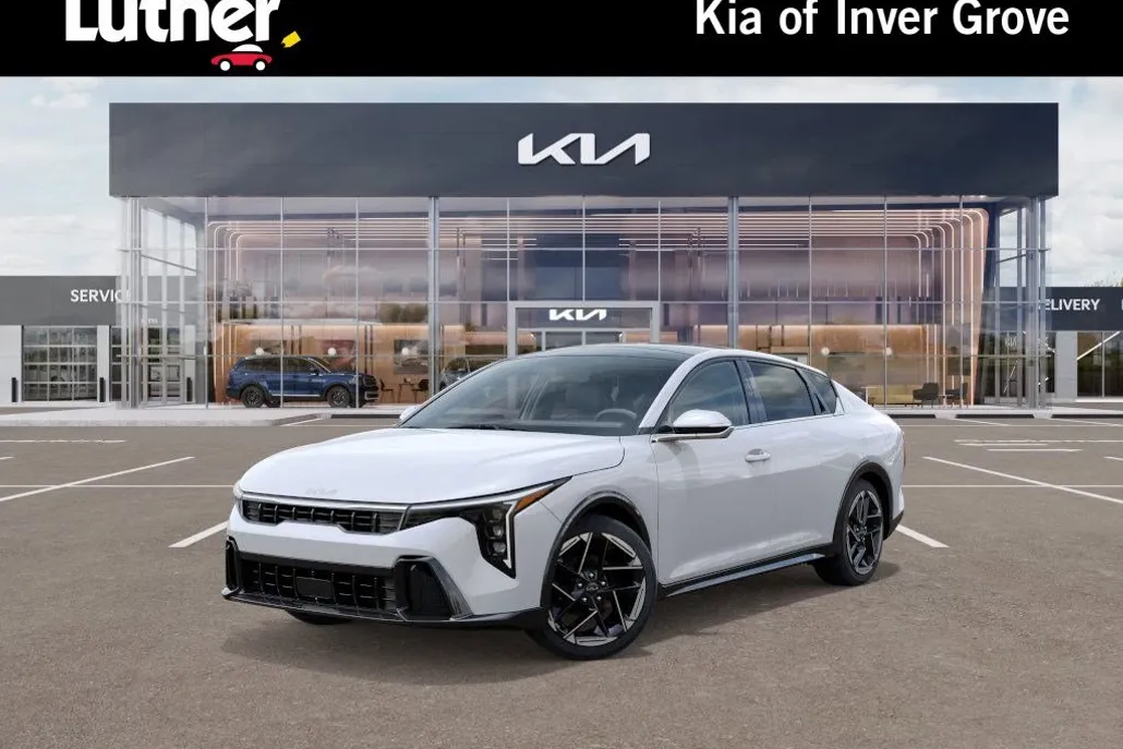 2025 Kia K4 GT-Line photo 1