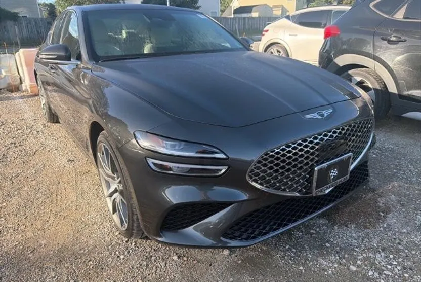 2025 Genesis G70 2.5T photo 1