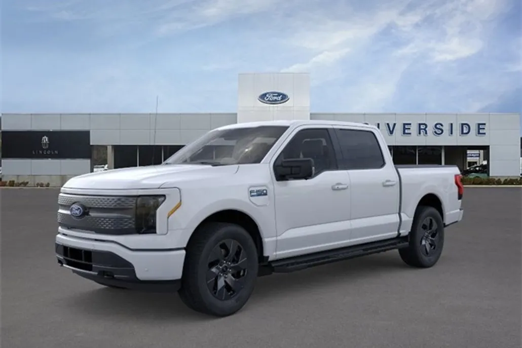 2025 Ford F-150 Lightning photo 1