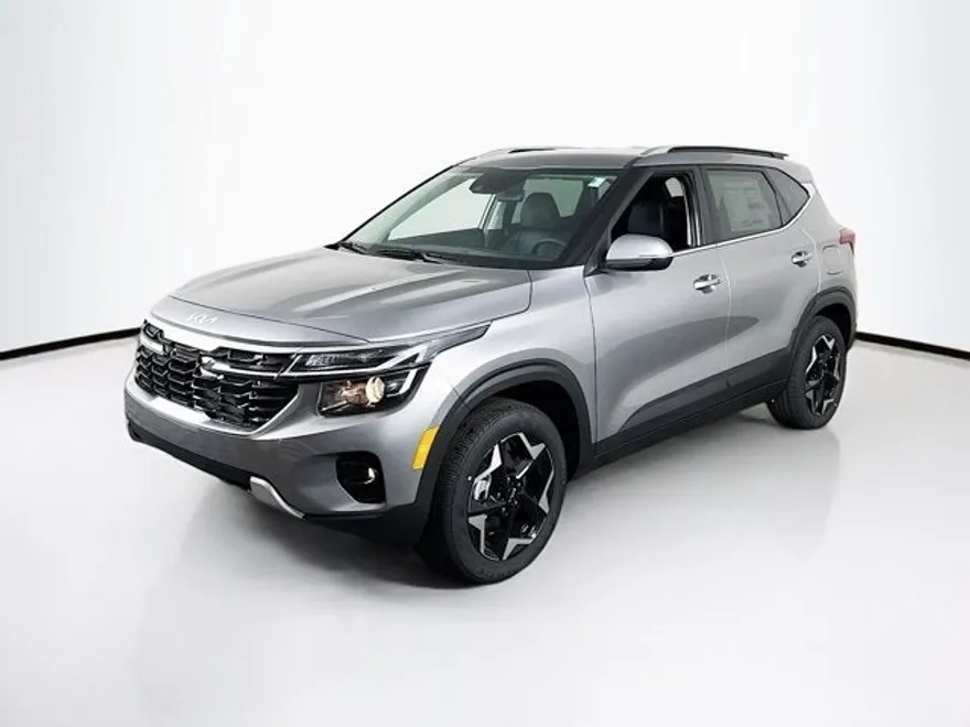 2025 Kia Seltos EX photo 1