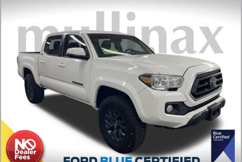 2023 Toyota Tacoma SR5 photo 1