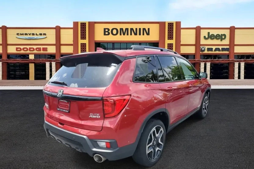 2023 Honda Passport Elite photo 1