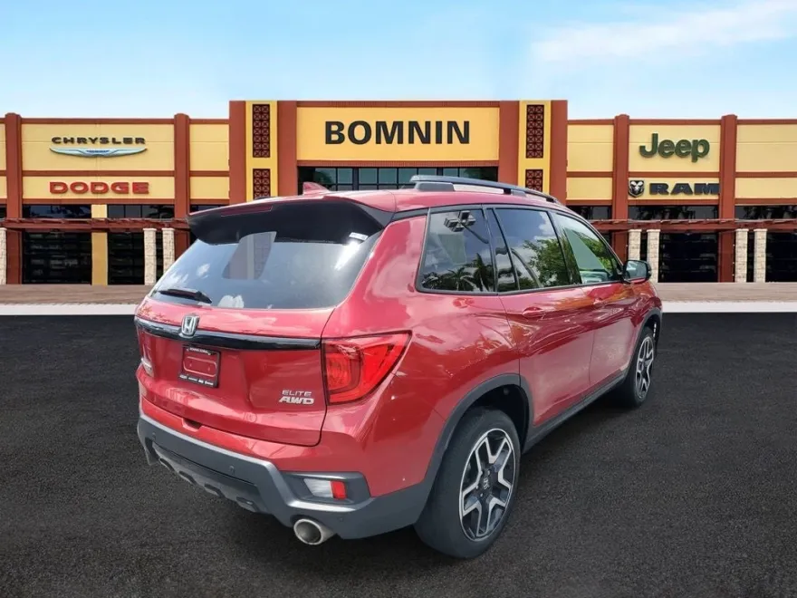 2023 Honda Passport Elite photo 1