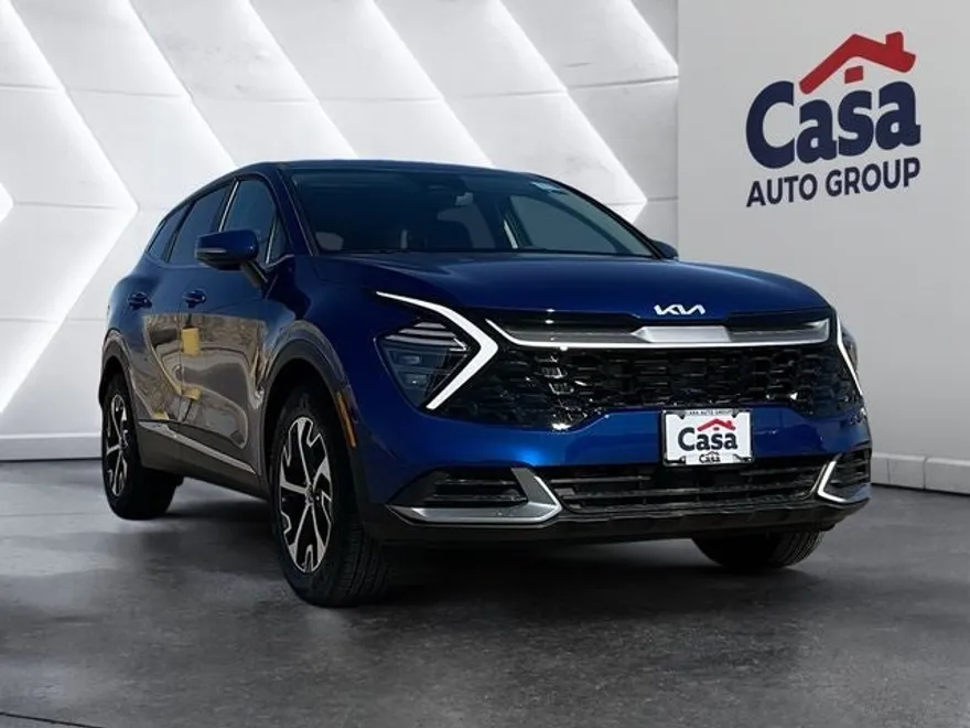 2025 Kia Sportage EX photo 1