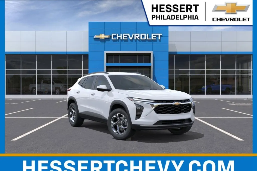 2025 Chevrolet Trax LT photo 1