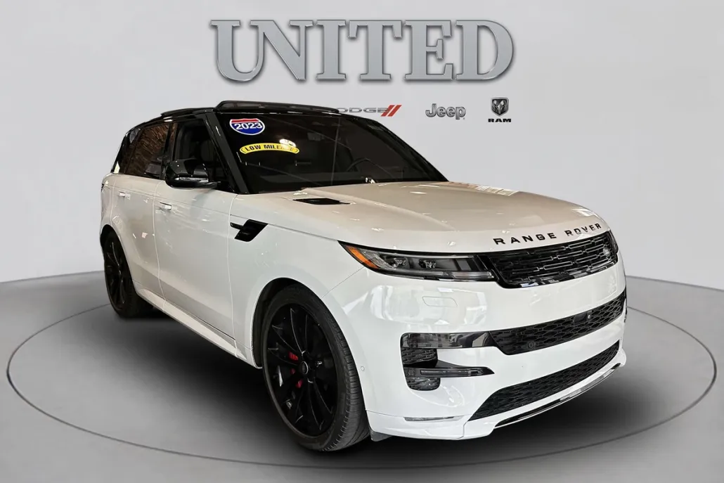 2023 Land Rover Range Rover Sport SE photo 1
