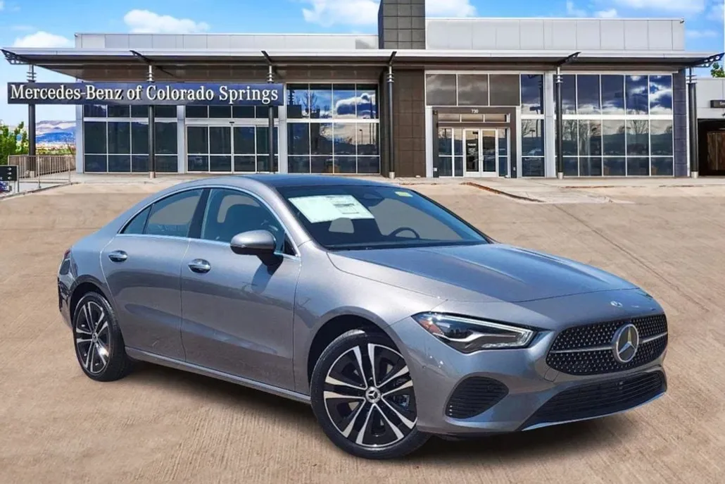 2025 Mercedes Benz CLA 250 4MATIC photo 1