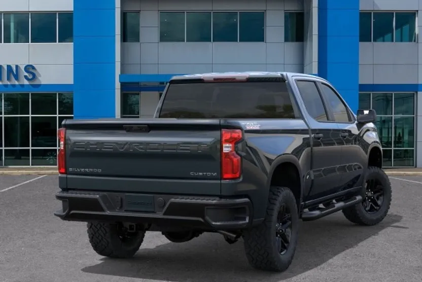 2026 Chevrolet Silverado 1500 Custom Trail Boss photo 1