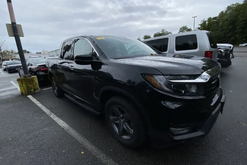 2023 Honda Ridgeline RTL-E photo 1