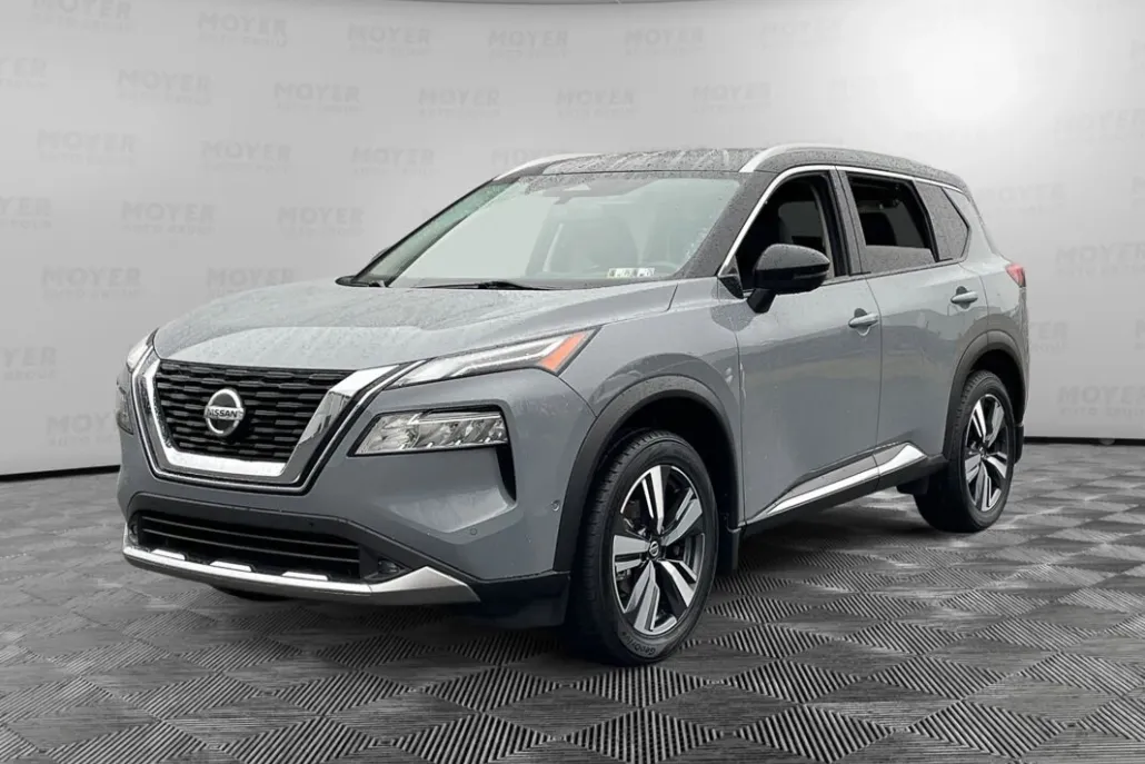 2021 Nissan Rogue AWD Platinum photo 1