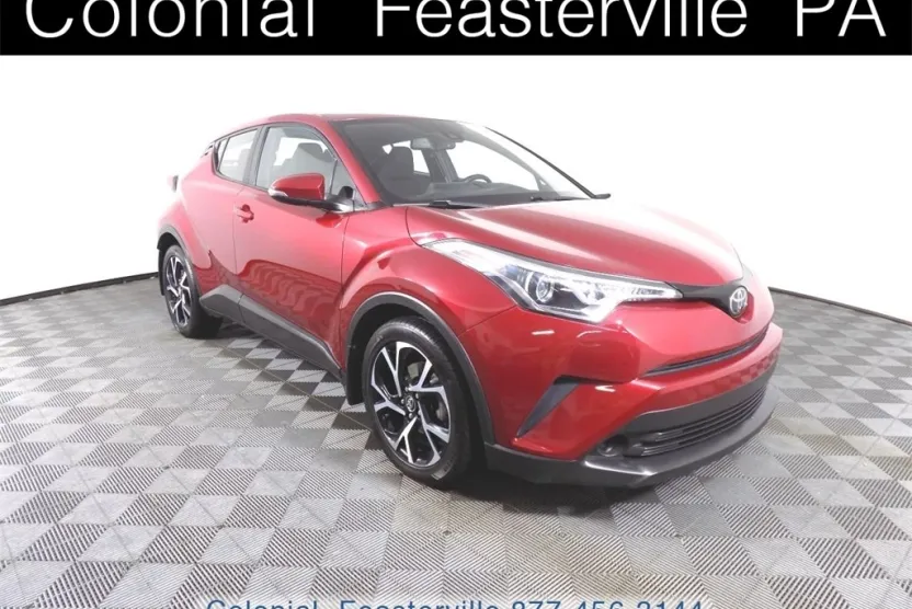 2018 Toyota C-HR XLE photo 1