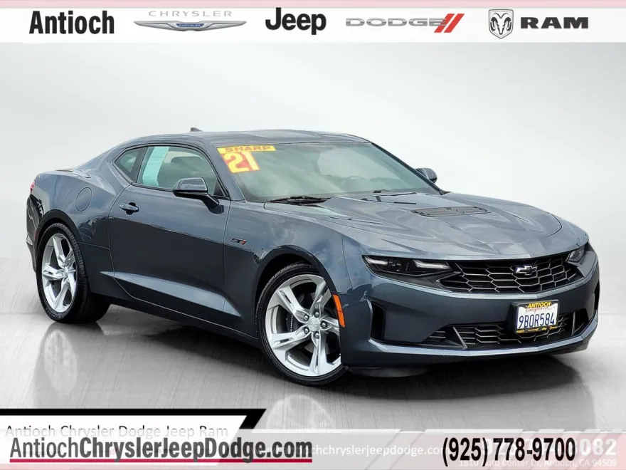 2021 Chevrolet Camaro LT1 photo 1
