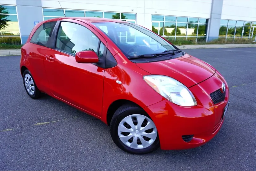 2008 Toyota Yaris photo 1