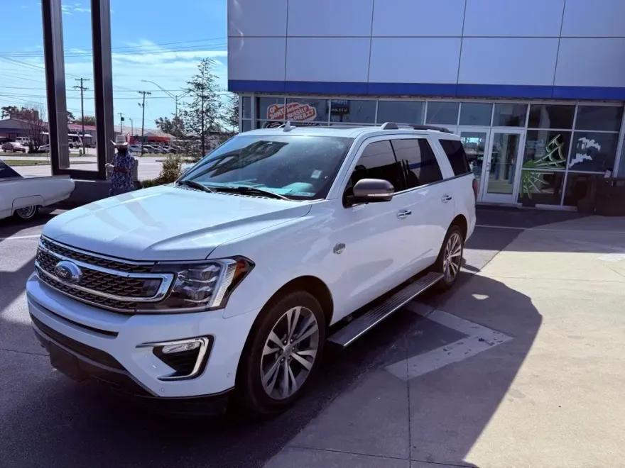 2020 Ford Expedition King Ranch photo 1