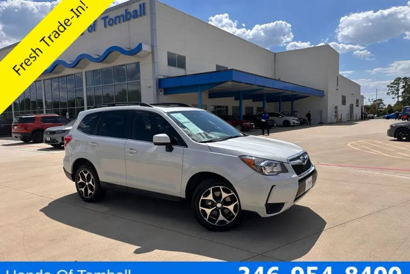 2015 Subaru Forester 2.0XT Premium photo 1