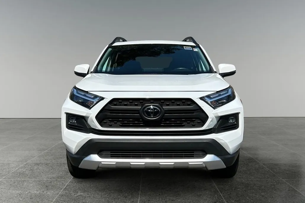 2023 Toyota RAV4 Adventure photo 1