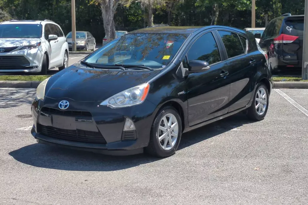 2012 Toyota Prius C photo 1