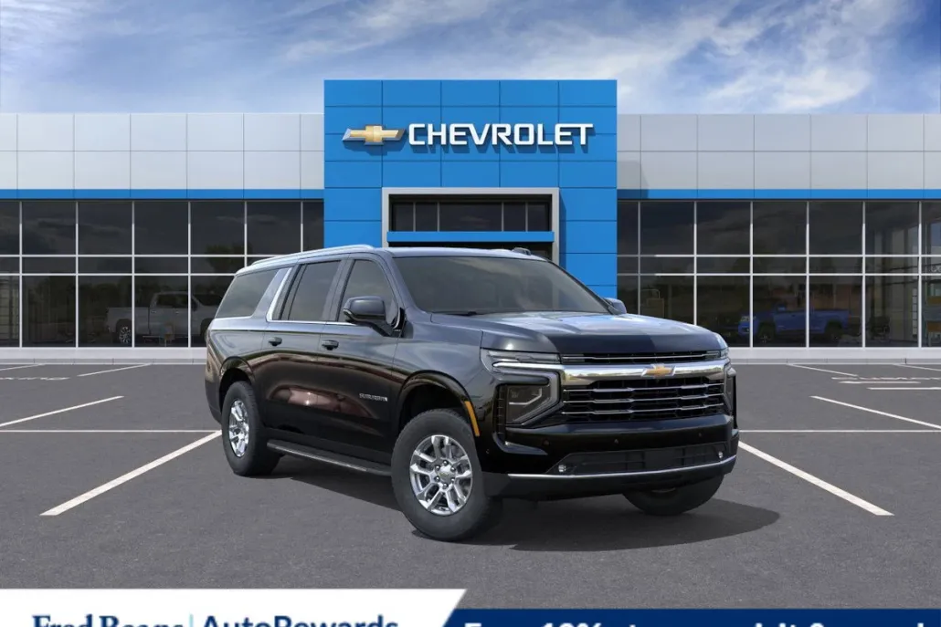 2025 Chevrolet Suburban LT photo 1