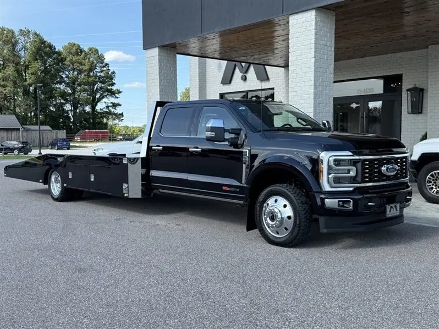 2024 Ford F-450 Platinum photo 1