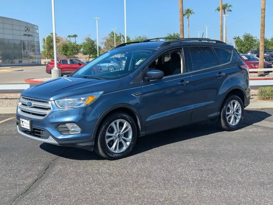 2018 Ford Escape SE photo 1