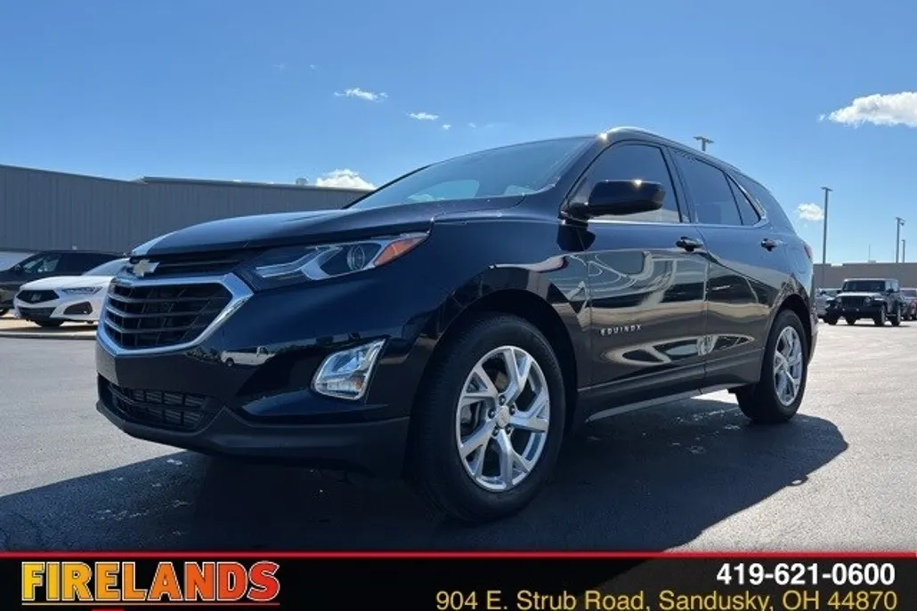2020 Chevrolet Equinox LT photo 1