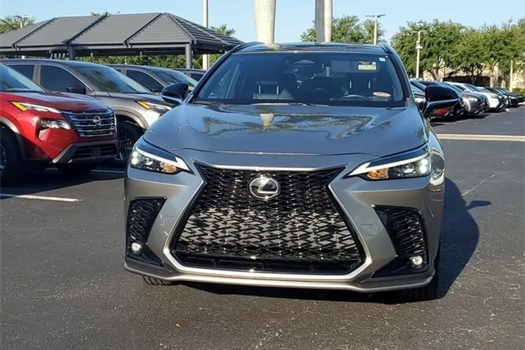 2022 Lexus NX 350 F SPORT Handling photo 1