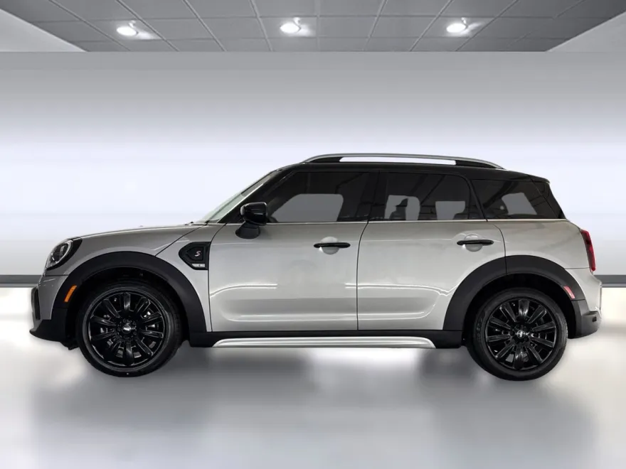 2023 Mini Countryman S photo 1