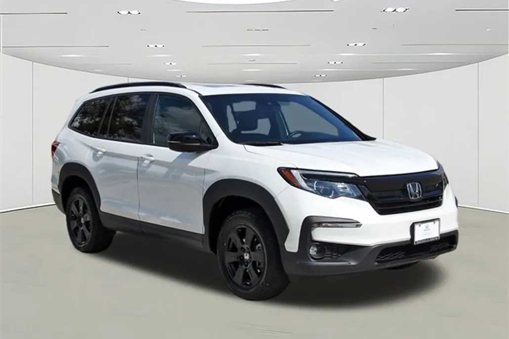 2022 Honda Pilot TrailSport photo 1