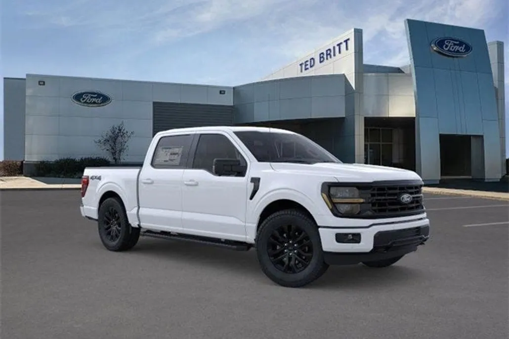 2025 Ford F-150 XLT photo 1