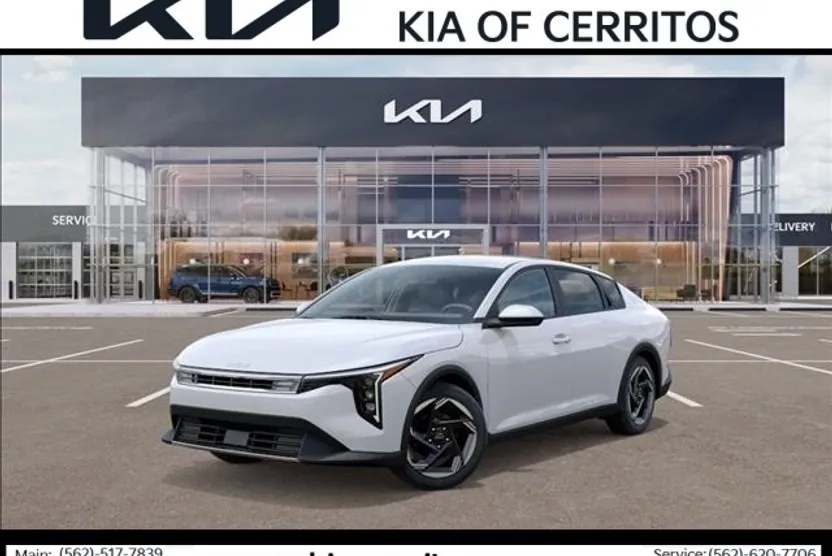 2025 Kia K4 EX photo 1