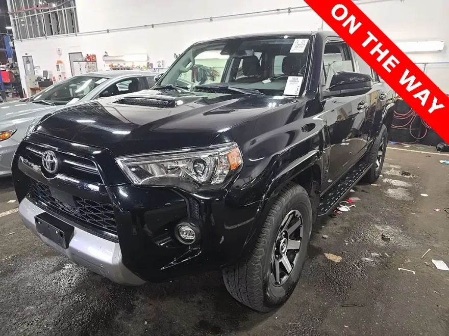 2024 Toyota 4Runner TRD Off-Road photo 1