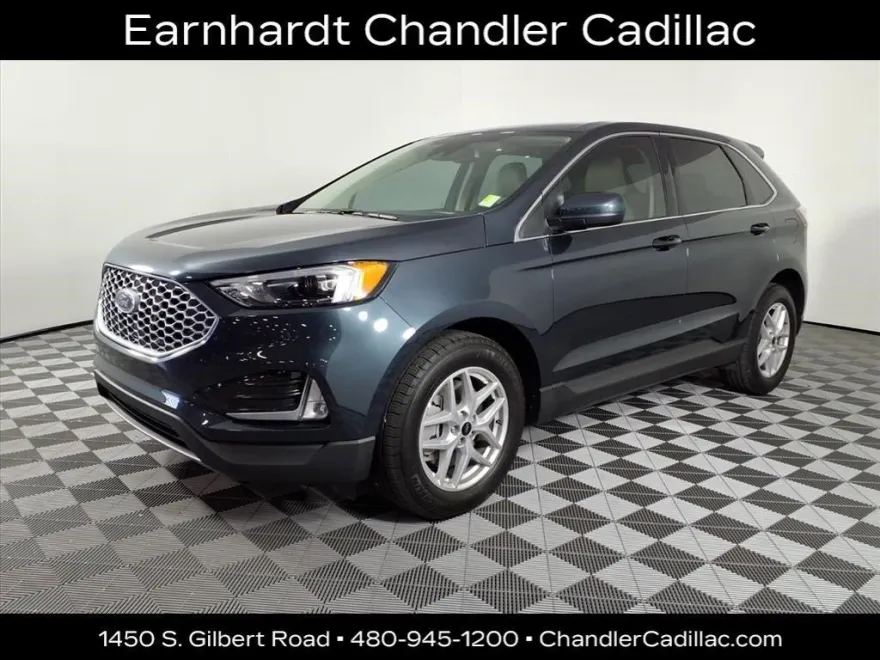 2024 Ford Edge SEL photo 1