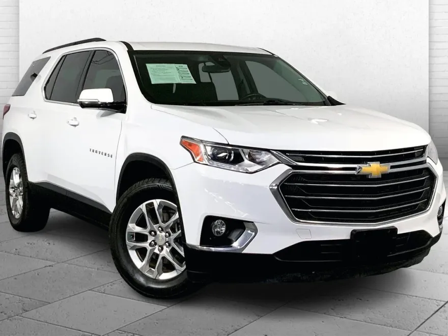 2020 Chevrolet Traverse Leather photo 1
