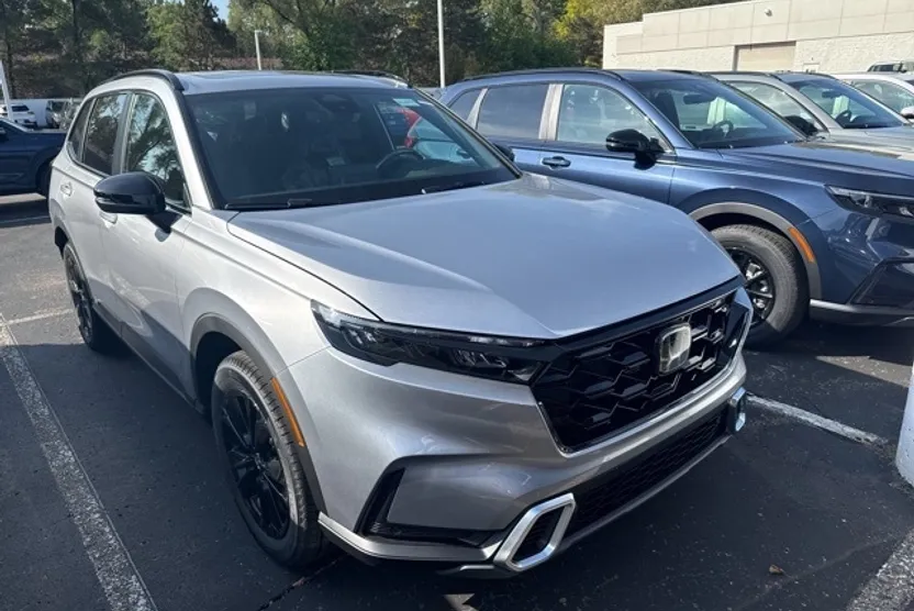 2026 Honda CR-V Hybrid Sport Touring photo 1