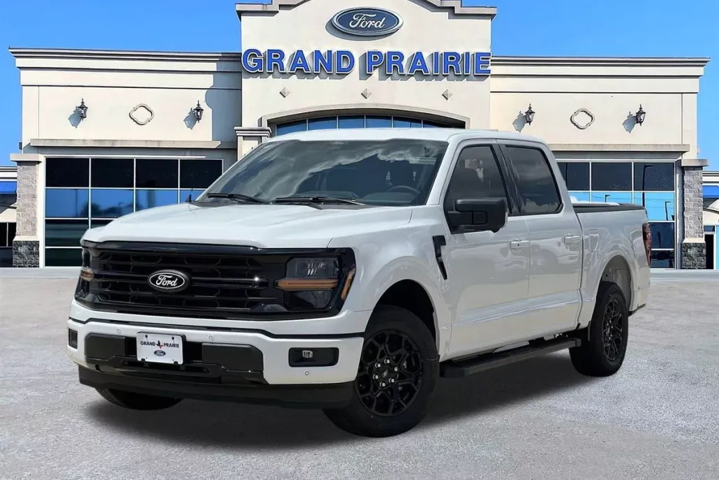 2025 Ford F-150 XLT photo 1