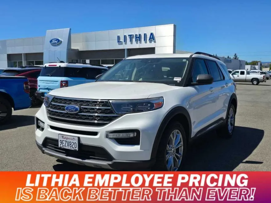 2020 Ford Explorer XLT photo 1
