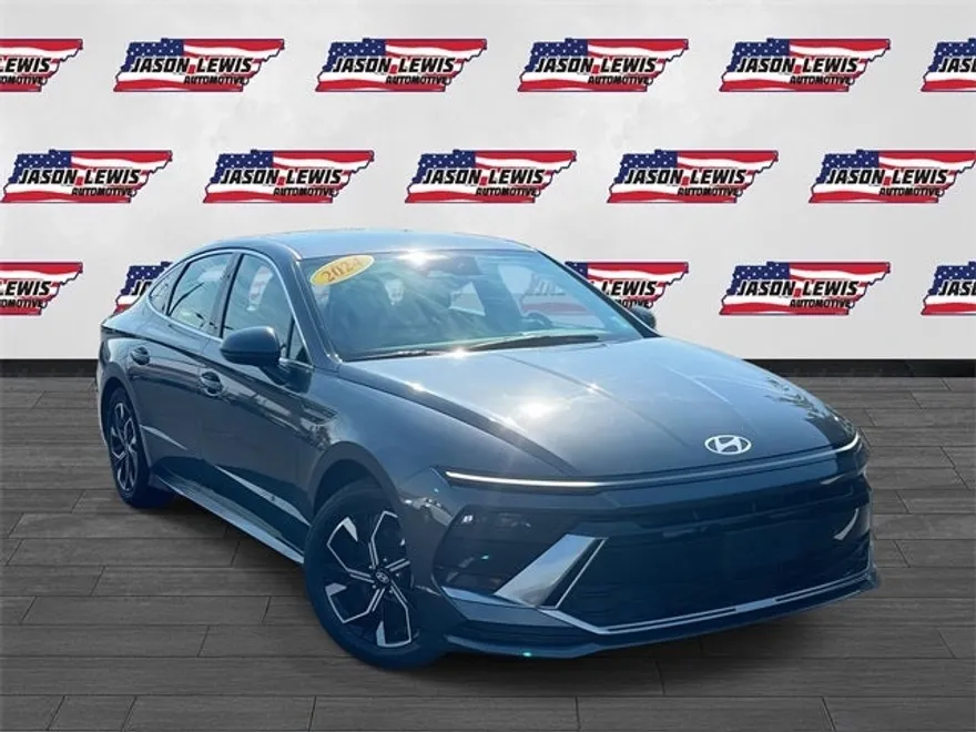 2024 Hyundai Sonata SEL photo 1