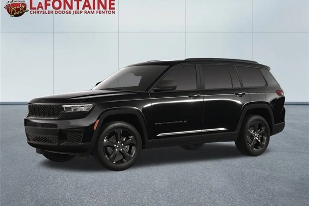 2025 Jeep Grand Cherokee Altitude photo 1