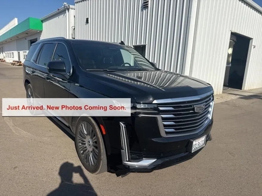 2021 Cadillac Escalade Premium Luxury Platinum photo 1