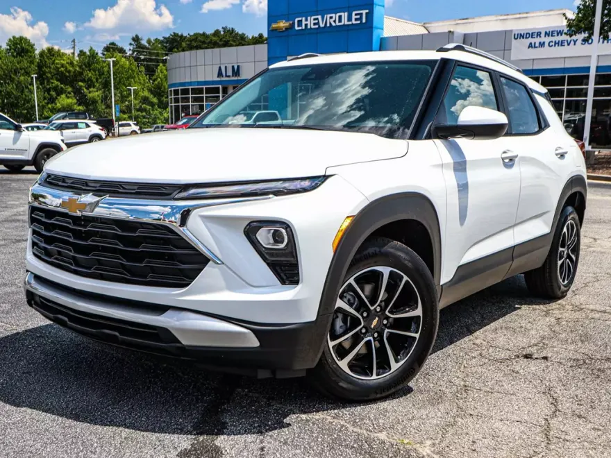 2026 Chevrolet Trailblazer LT photo 1