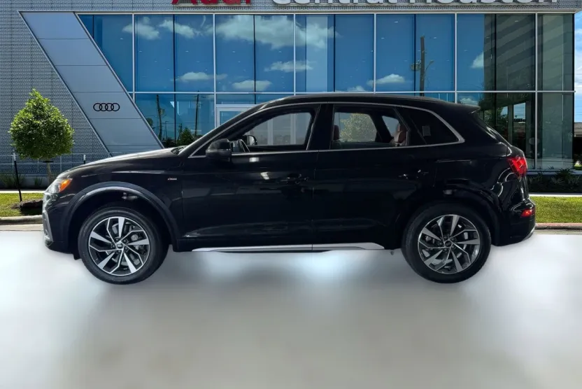 2023 Audi Q5 S line Premium Plus photo 1