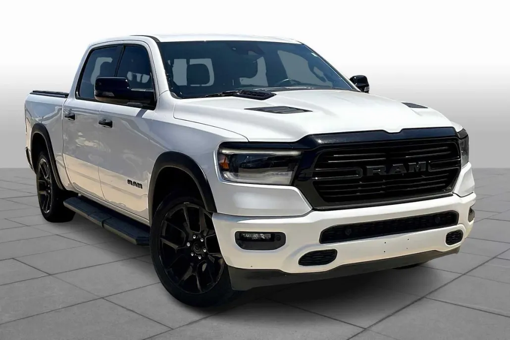 2023 Ram 1500 Laramie photo 1