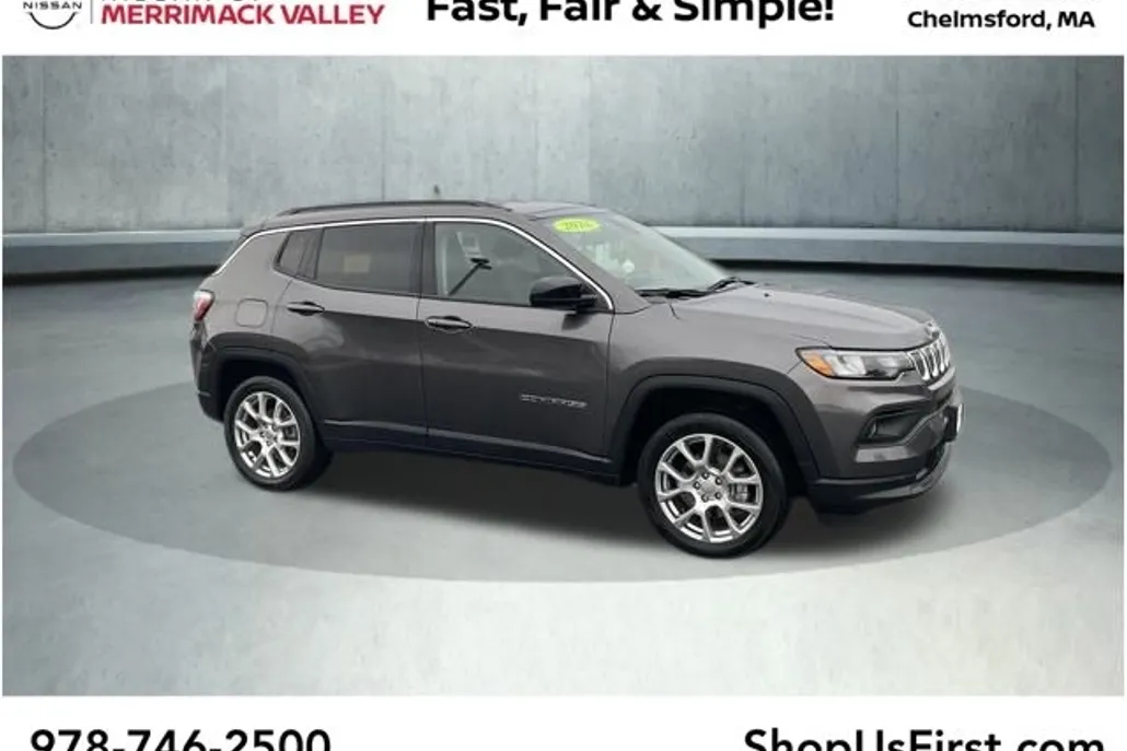 2022 Jeep Compass Latitude Lux photo 1