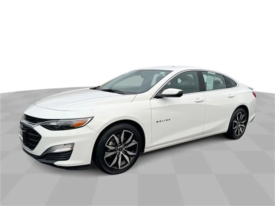 2023 Chevrolet Malibu RS photo 1