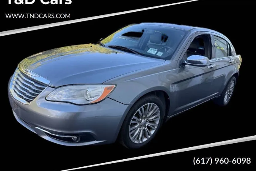 2013 Chrysler 200 Limited photo 1